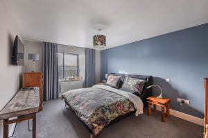 Photo 17- click for photo gallery